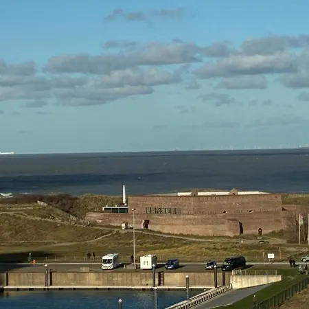Uitzicht Luxe Met Ruim Terras Zwembad & Gym Apartament