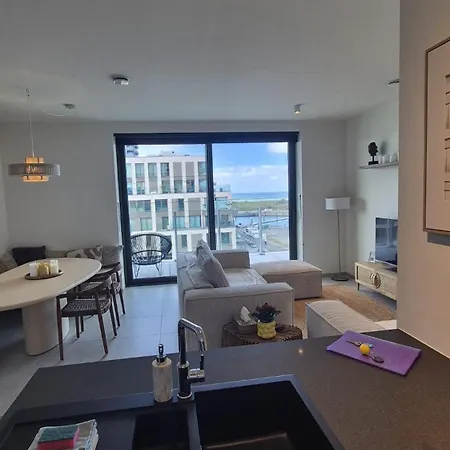 Appartement Uitzicht Luxe Met Ruim Terras Zwembad&gym