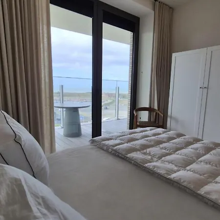 Uitzicht Luxe Met Ruim Terras Zwembad&gym * Oostende