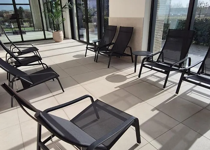 Uitzicht Luxe Met Ruim Terras Zwembad & Gym شقة *
